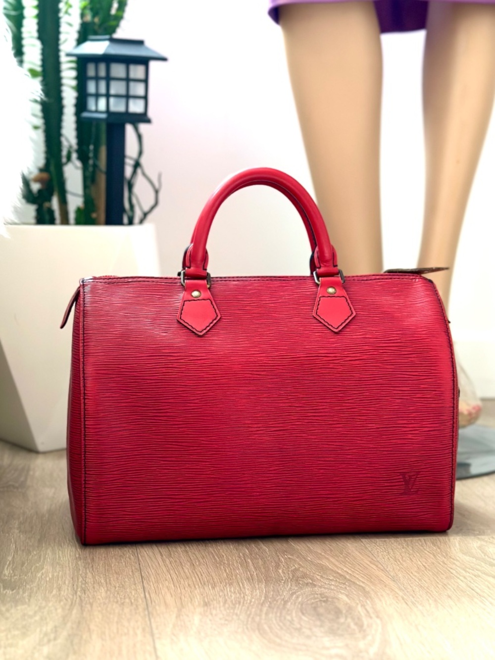 Authentic Preloved Louis Vuitton Speedy 30 Epi RED
